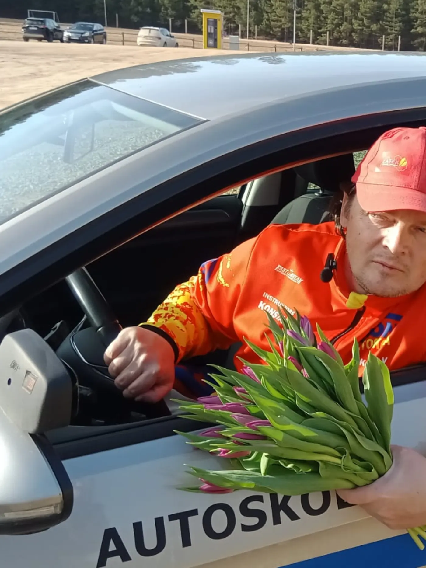 Koni autoskola — braukšanas kursi
